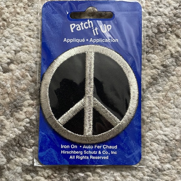 New rhinestone metal belt buckle n 2 peace iron on patches